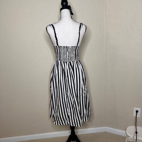 NWT Steve Madden Deyvani Striped Midi Dress - Picture 4 of 11
